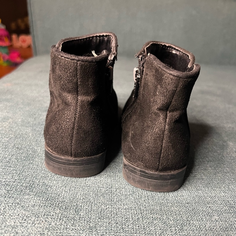 Toddler Girls Cat & Jack Black Sparkly Boots - Picture 4 of 4
